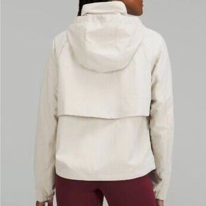 Lululemon Always Effortless NWT size 4